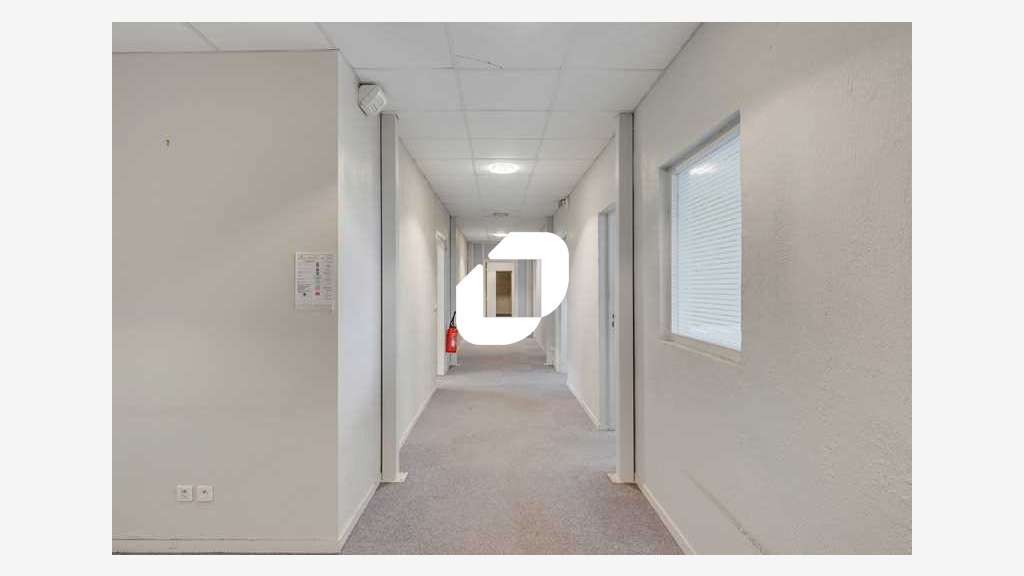 A louer Local d'activité 634m² Rungis
