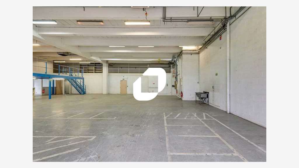 A louer Local d'activité 634m² Rungis