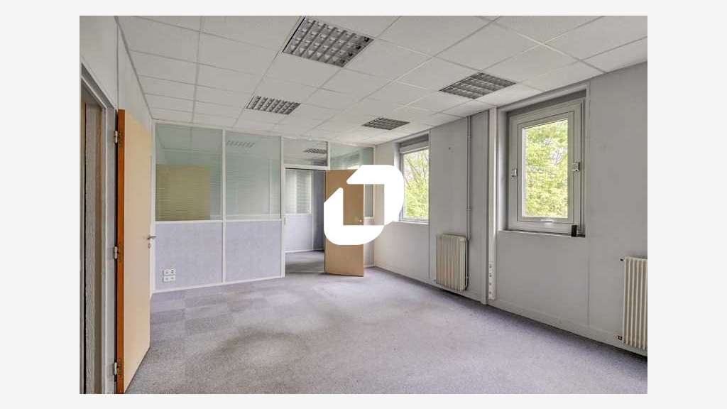 A louer Local d'activité 634m² Rungis