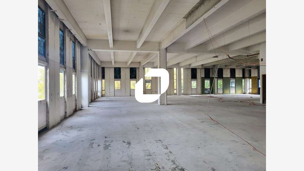 A louer Local d'activité 800m² Rungis