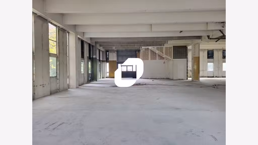 A louer Local d'activité 800m² Rungis