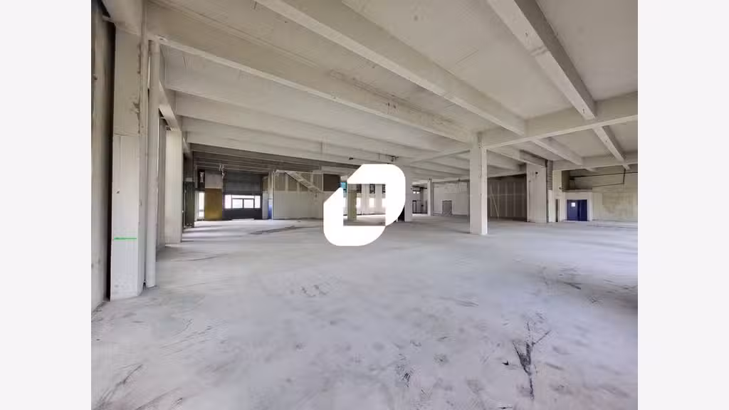 A louer Local d'activité 800m² Rungis