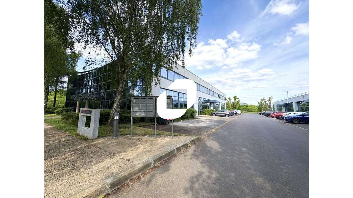 A louer Local d'activité 173m² Saclay