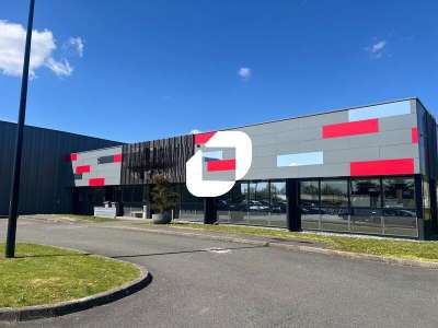  vous propose à la location un bâtiment d'