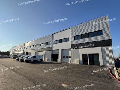 A louer cellule d'activités neuve 342m² Nantes Sud