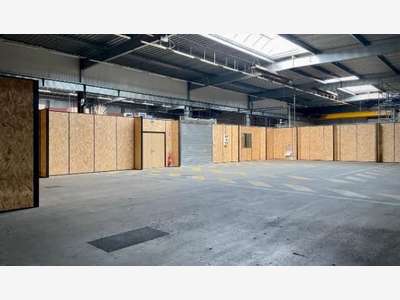 À louer – Atelier de reconditionnement de 355 m² à
