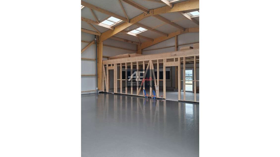 44 - SAINT-ANDRÉ-DES-EAUX - BUREAUX à louer