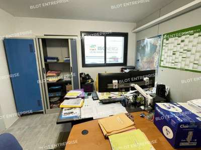 A louer cellules activités de 130m² à Saint-Armel