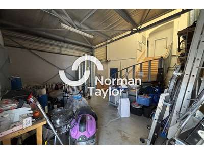 Location Locaux d'activités - Entrepôts à Saint-Aunès