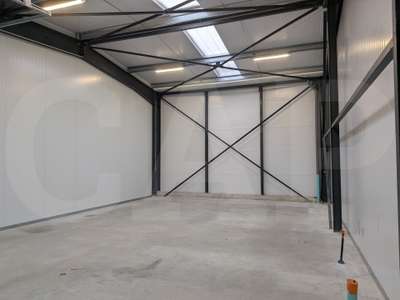 A louer bâtiment d'activités de 100m² à Saint-Avé