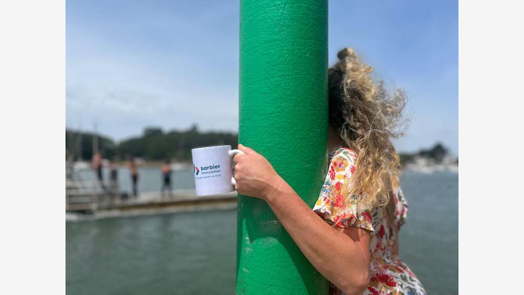 Loue local d'activité de 420m² à Vannes Nord