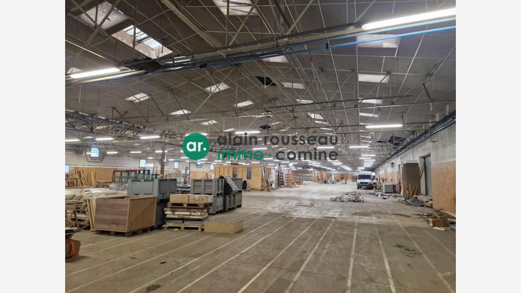 A louer locaux 6000m² St Barthelemy d' Anjou