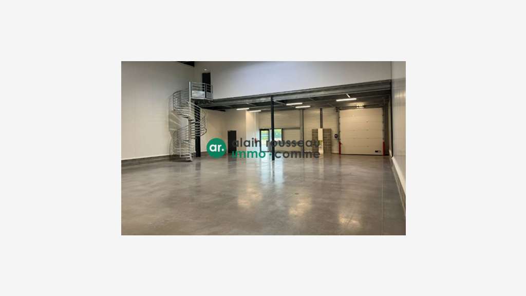 A louer cellule neuve 334m² St-Barthélemy-d'Anjou