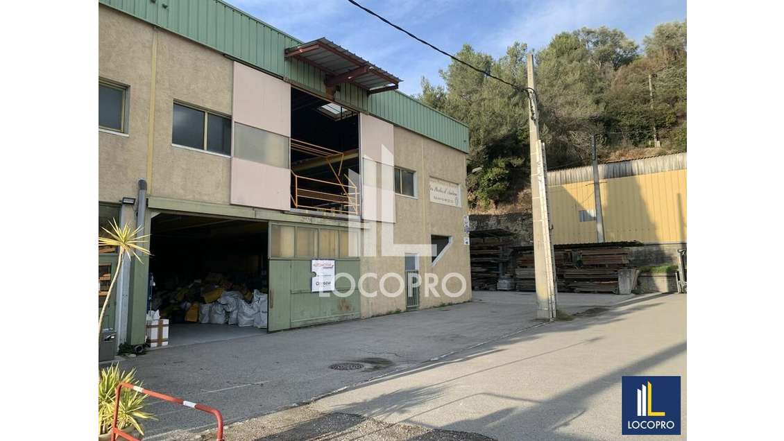 Location local d'activité 520m² à Saint Blaise