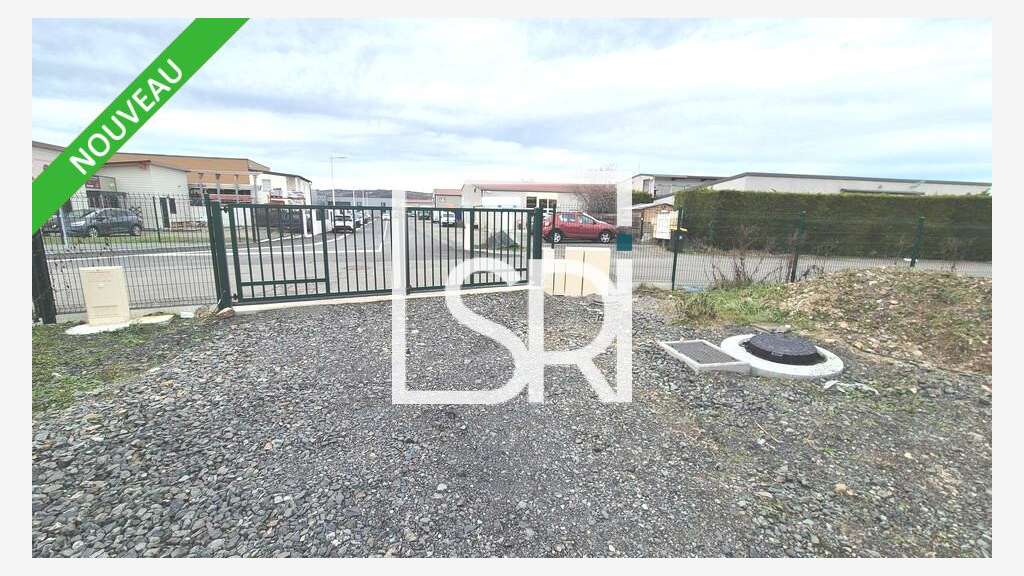 A louer entrepôt de 125m² à Saint Bonnet Près Riom