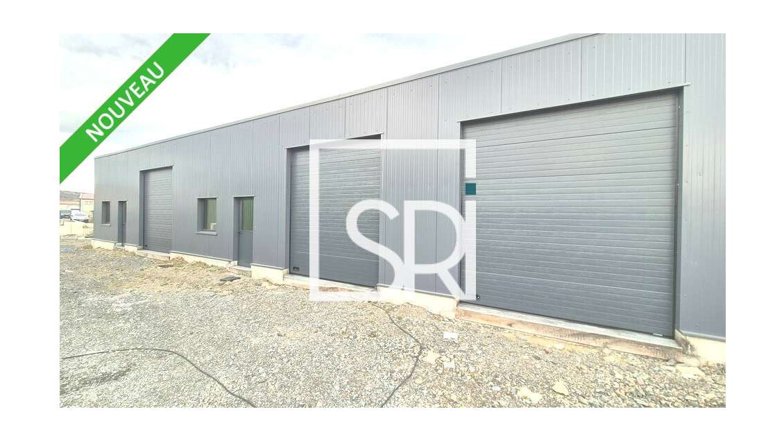 A louer entrepôt de 125m² à Saint Bonnet Près Riom