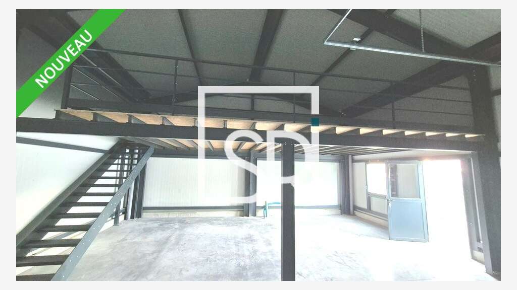 A louer entrepôt de 125m² à Saint Bonnet Près Riom