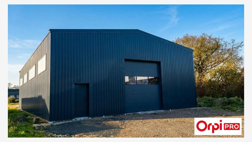Loue local d'activité de 160m² en za Saint-Brandan