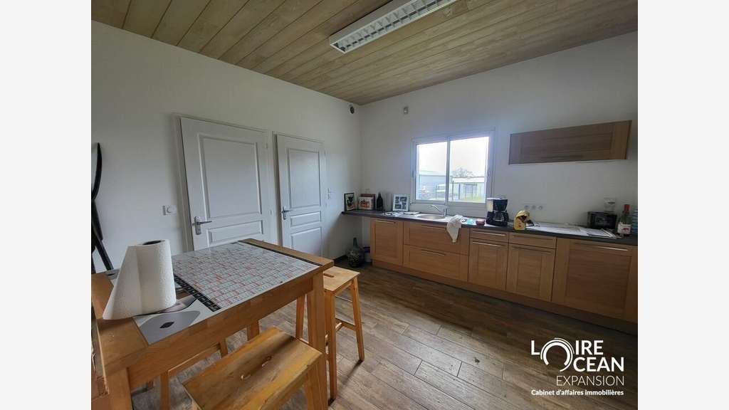 Loue local d'activité 183m² St Brévin la Guerche