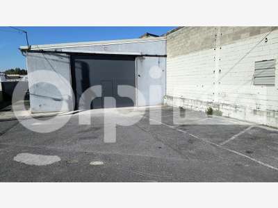 Entrepôt 500m² à louer à Saint-Brice-Courcelles