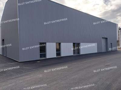 Location Locaux d'activités - Entrepôts à Saint-Brieuc