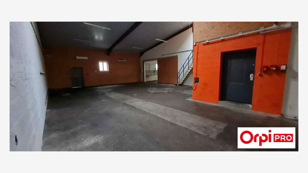 A louer local d'activité 265m² ZA St-Brieuc RN12