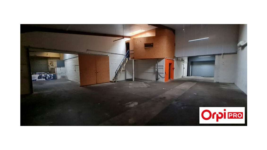 A louer local d'activité 265m² ZA St-Brieuc RN12