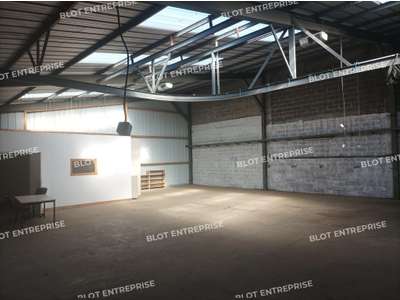 Location Locaux d'activités - Entrepôts à Saint-Brieuc