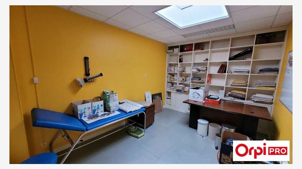 A louer  locaux professionnels 156m² Saint-Brieuc
