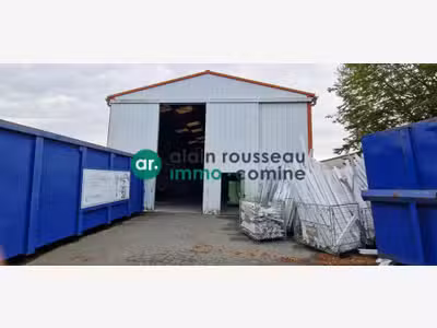 Loue local activité 250m² Saint-Christophe-du-Bois