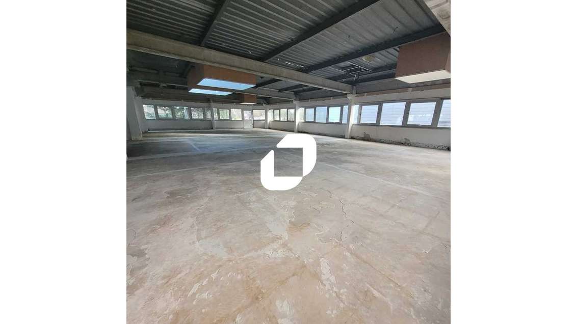 A louer Local d'activité 256m² Saint cloud