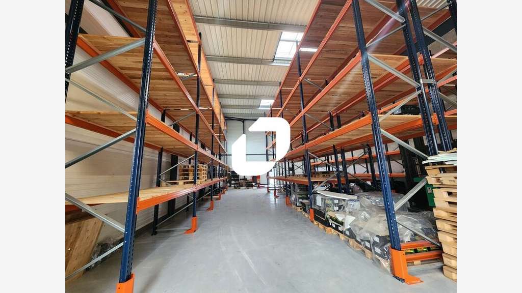A louer Local d'activité 412m² Saint cyr l'ecole