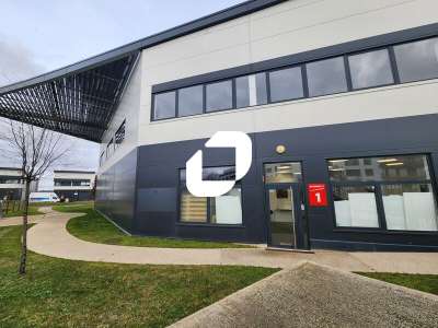 A louer Local d'activité 412m² Saint cyr l'ecole