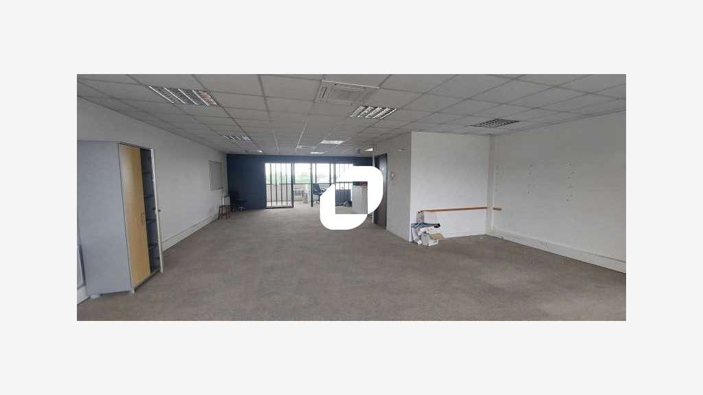 A louer Local d'activité 462m² Saint denis