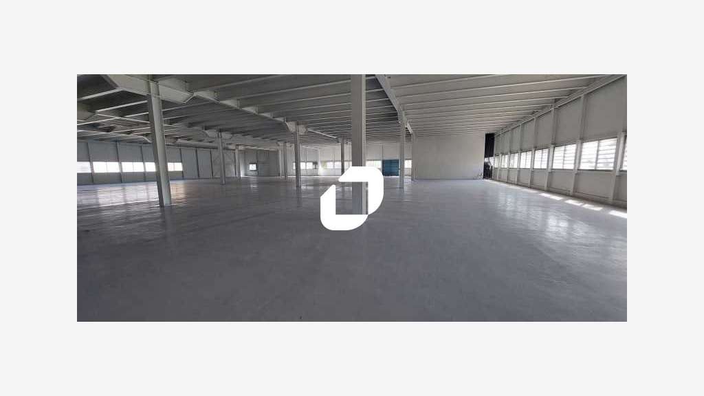A louer Local d'activité 4066m² Saint denis