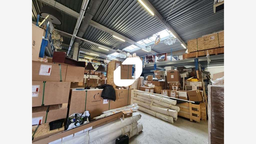 A louer Local d'activité 639m² Saint denis