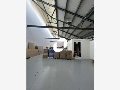 A louer Local d'activité 714m² Saint denis