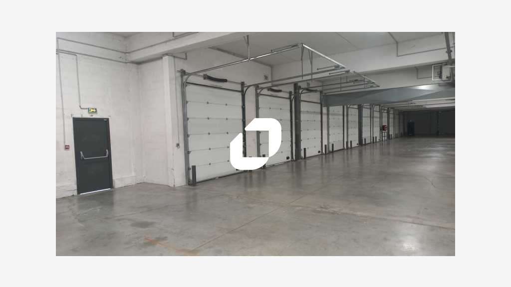 A louer Local d'activité 3687m² Saint denis
