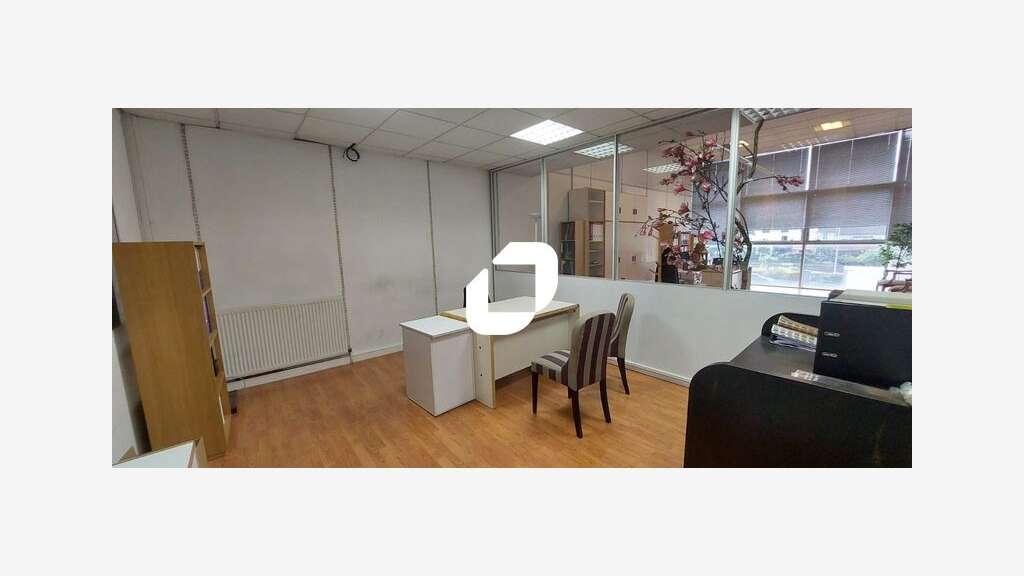 A louer Local d'activité 2095m² Saint denis