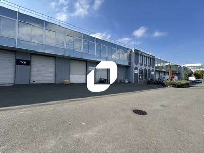 A louer Local d'activité 1077m² Saint denis