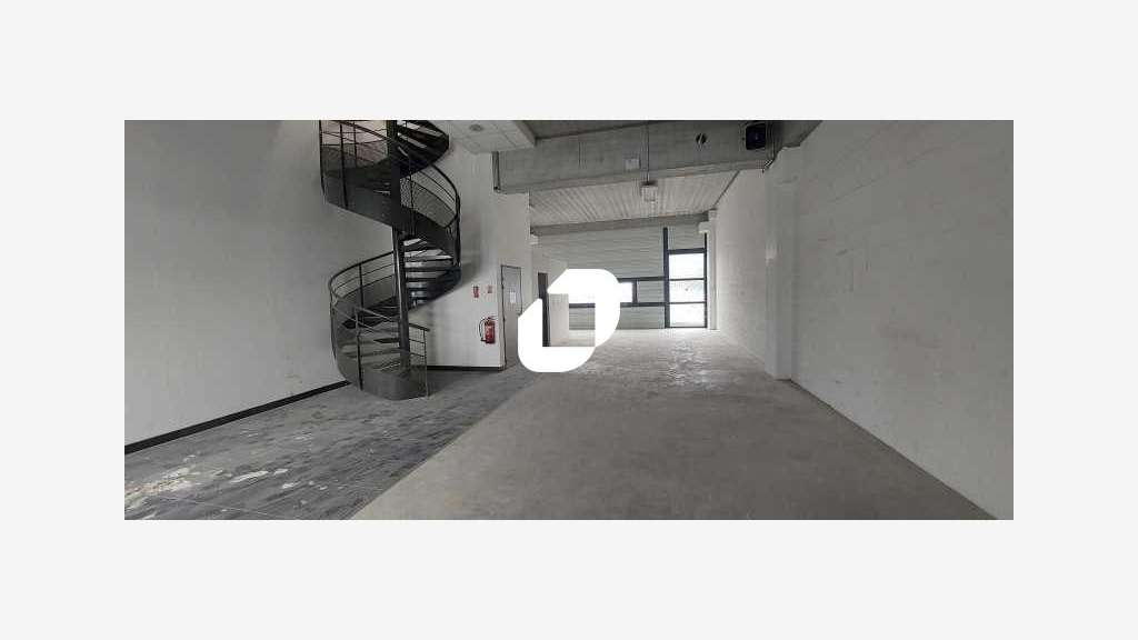 A louer Local d'activité 462m² Saint denis