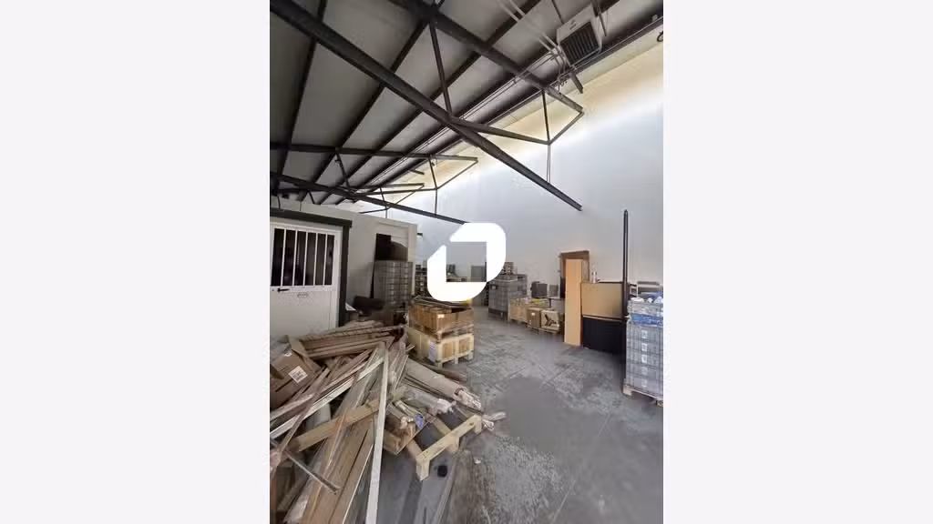 A louer Local d'activité 714m² Saint denis