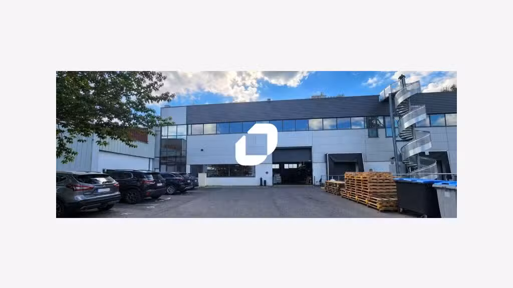 A louer Local d'activité 1050m² Saint denis
