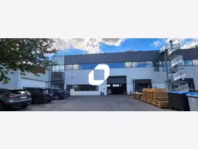 A louer Local d'activité 1050m² Saint denis