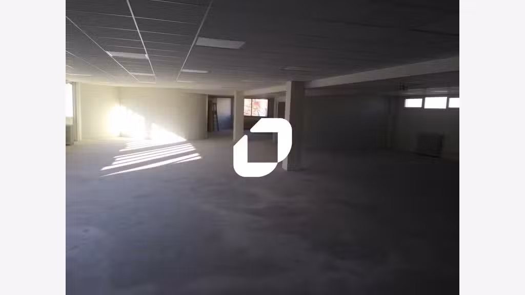 A louer Local d'activité 4211m² Saint denis