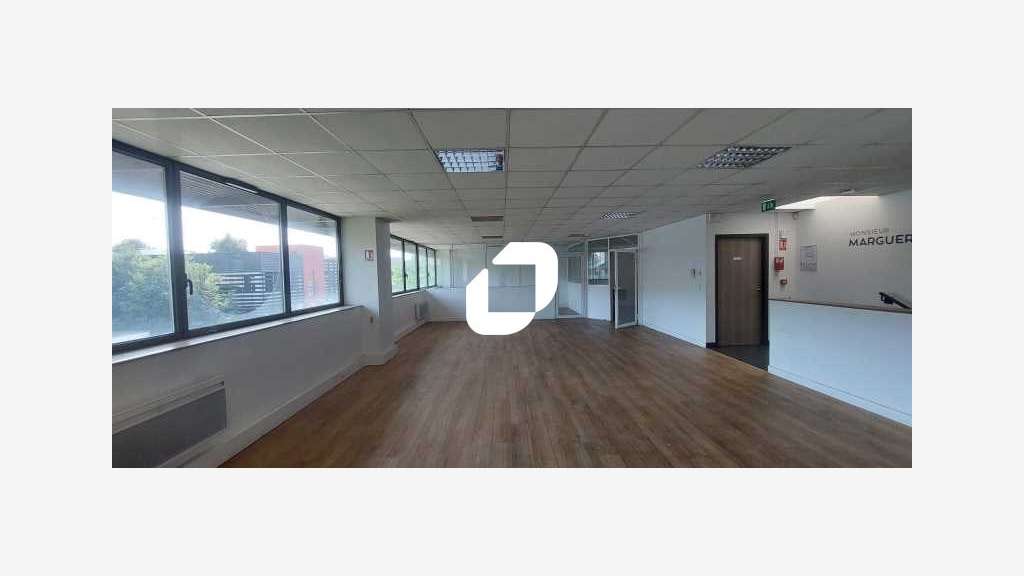 A louer Local d'activité 462m² Saint denis