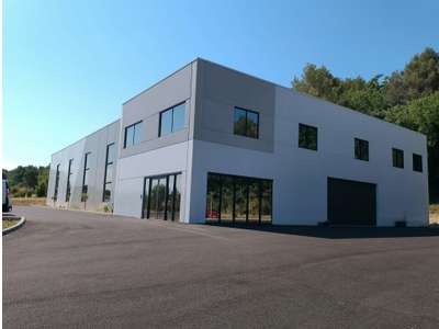 Location Locaux d'activités - Entrepôts à Saint-Estève-Janson