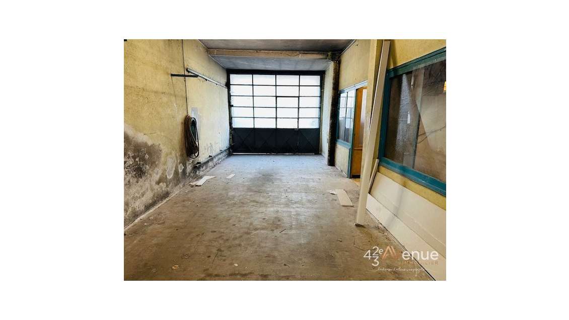 Dépôt à louer quartier Badouillère à St Etienne
