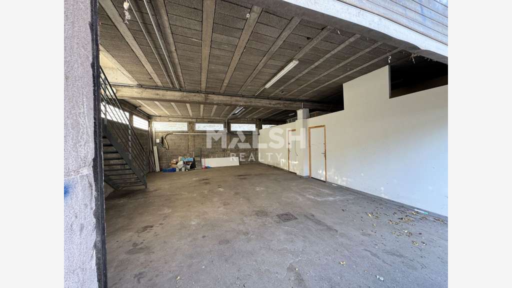 A louer local d'activités 270m² St Etienne Fauriel