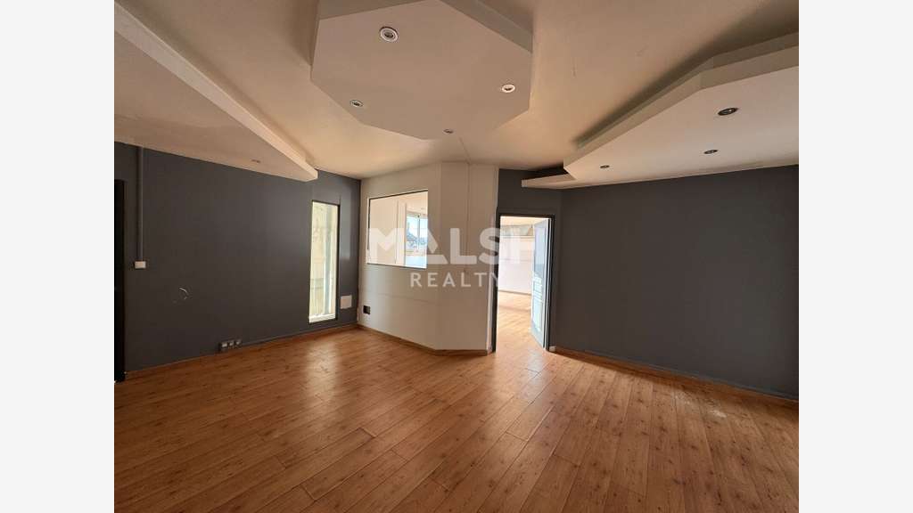 A louer local d'activités 270m² St Etienne Fauriel